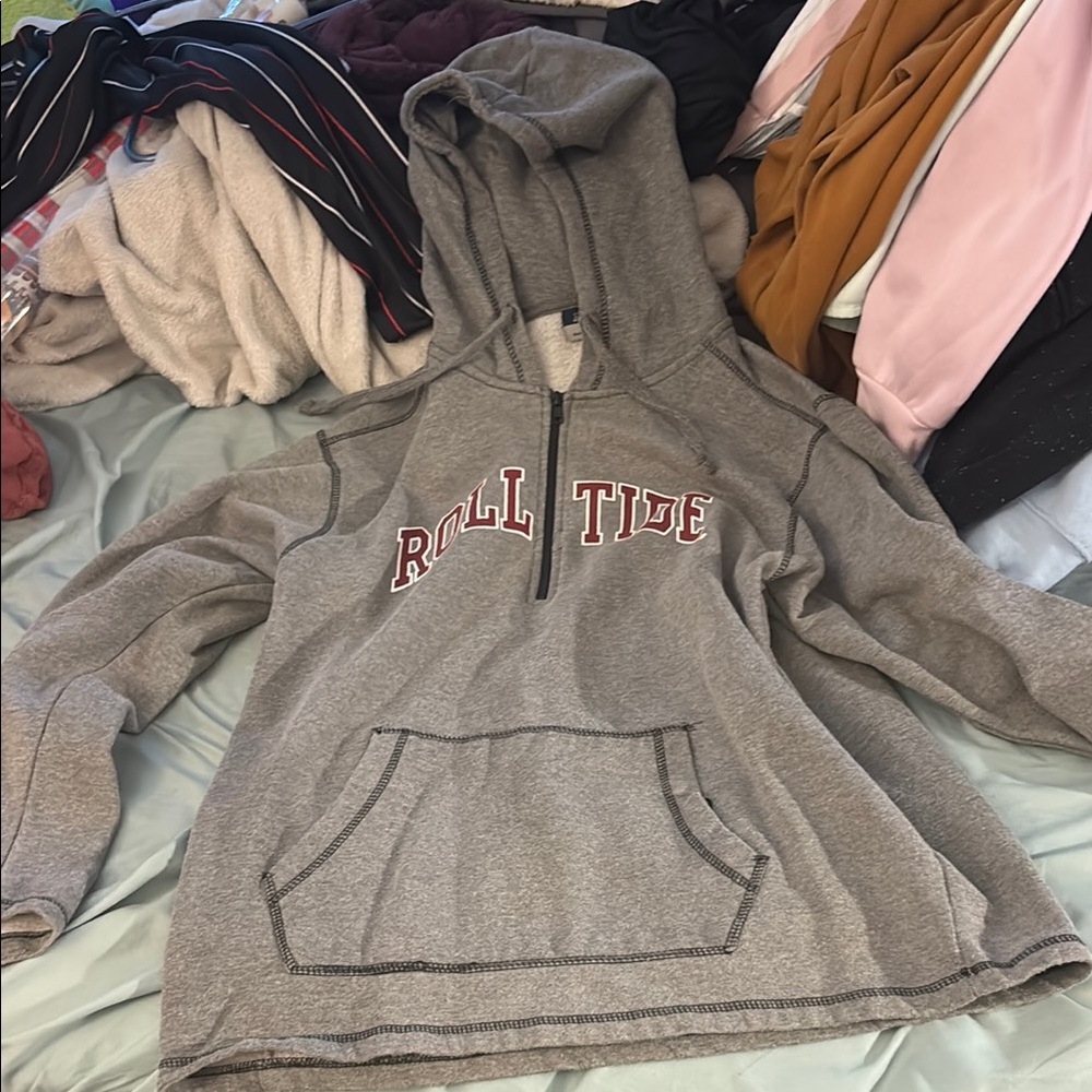 MV Sport Gray Roll Tide Hoodie